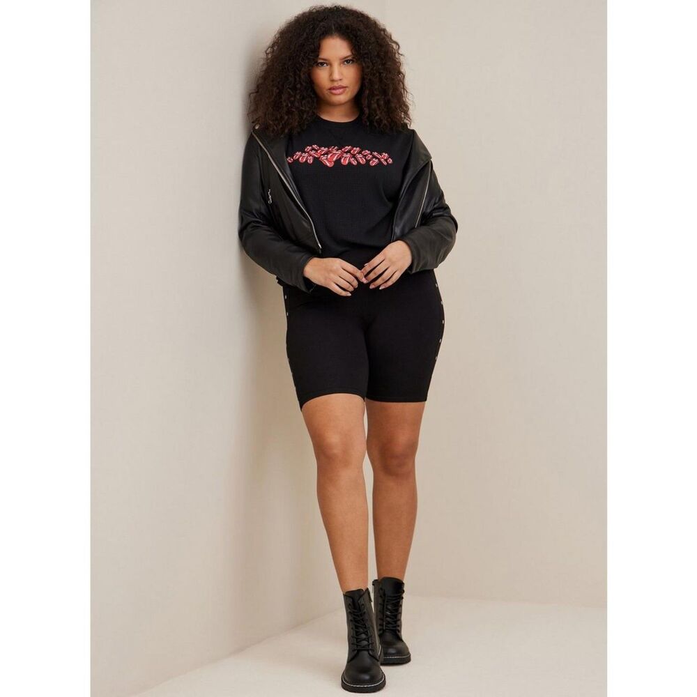 NWT The Rolling Stones Black Waffle Knit Cropped Long Sleeve Tee Torrid Size 3X - Picture 4 of 9